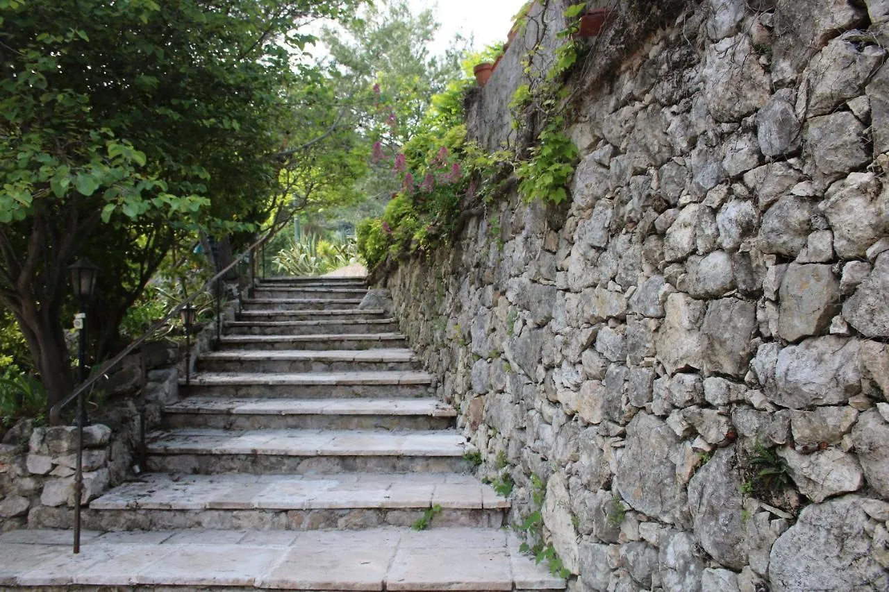 Villa La Romarine à Falicon