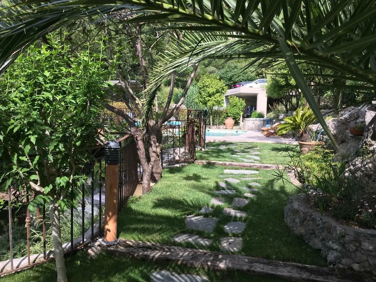 Hébergement de vacances Villa La Romarine à Falicon